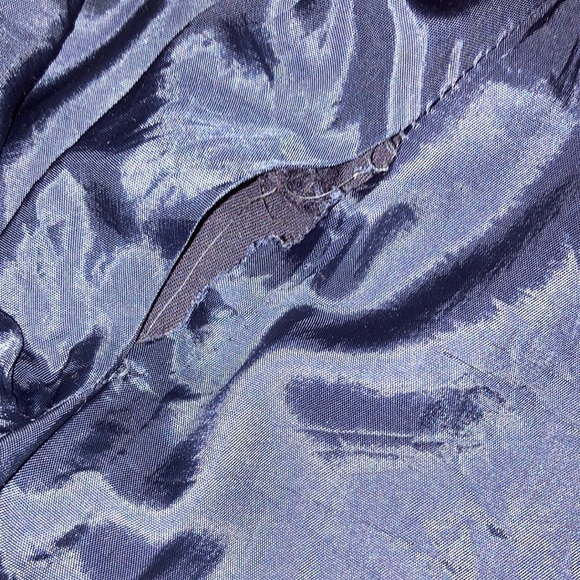 Vintage 80’s deep navy blue Christian Dior trench coat Size medium shoulder pads - Picture 8 of 9